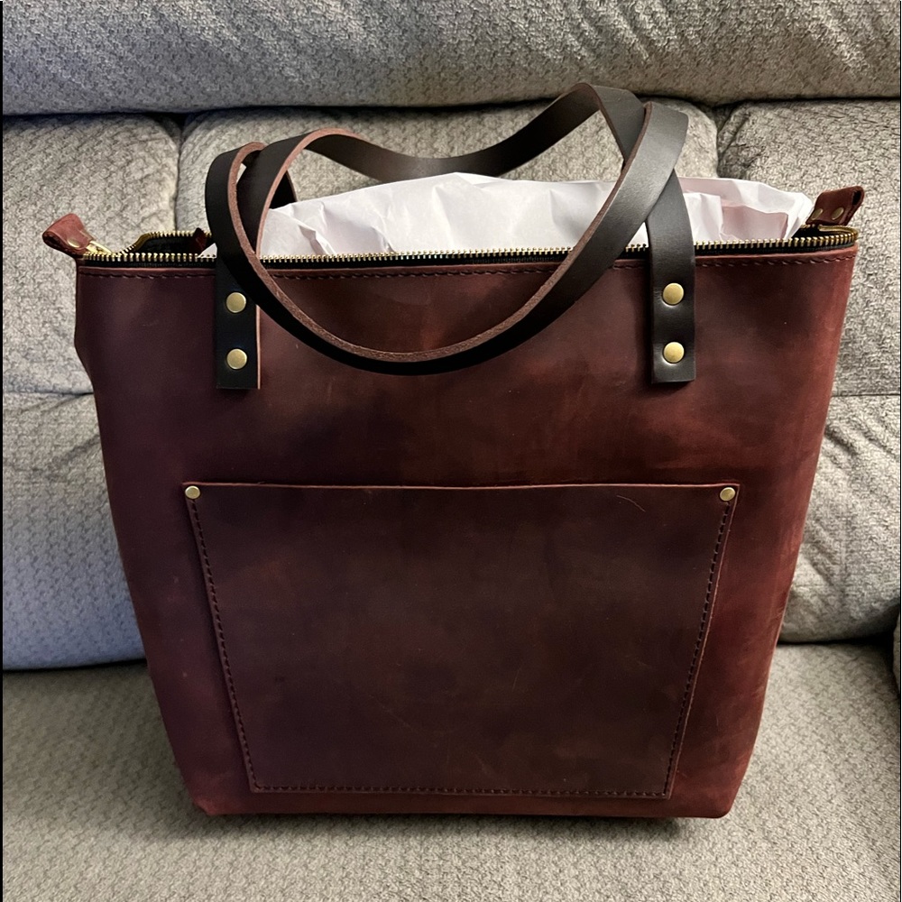 Portland Leather Goods Zippered tote in Merlot